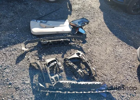 2020 Mercedes-Benz C 300 4Matic z USA, uszkodzony, nr VIN WDDWK8EB3LF973894